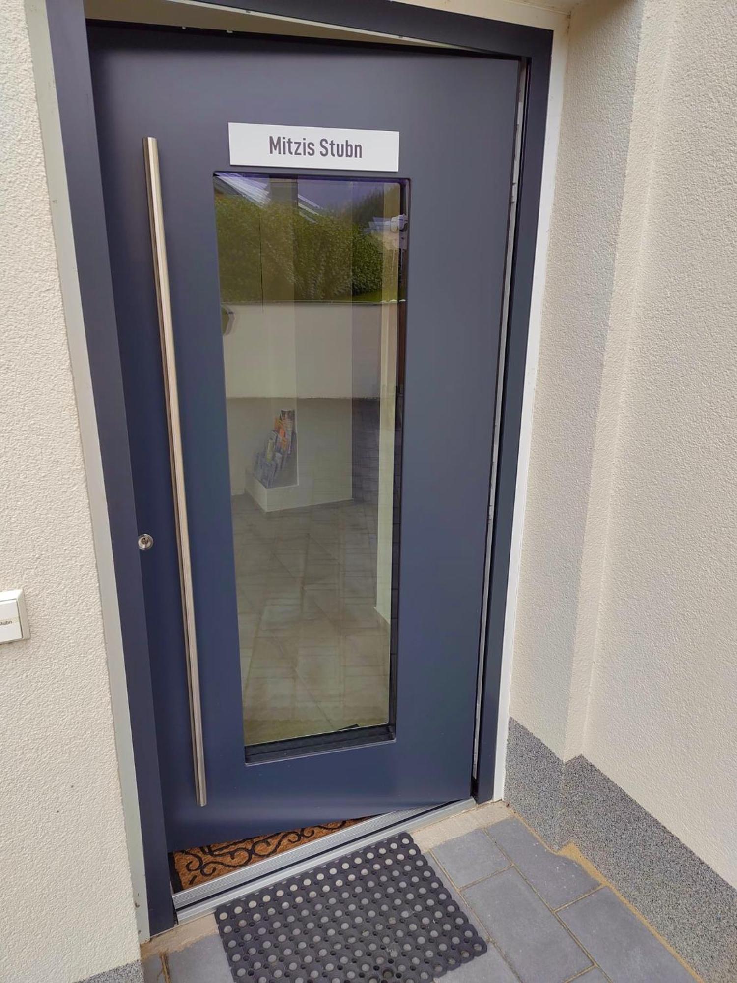 Mitzis Stubn Apartments - Bad Goisern - 24-Hour Self Check-In Exterior photo